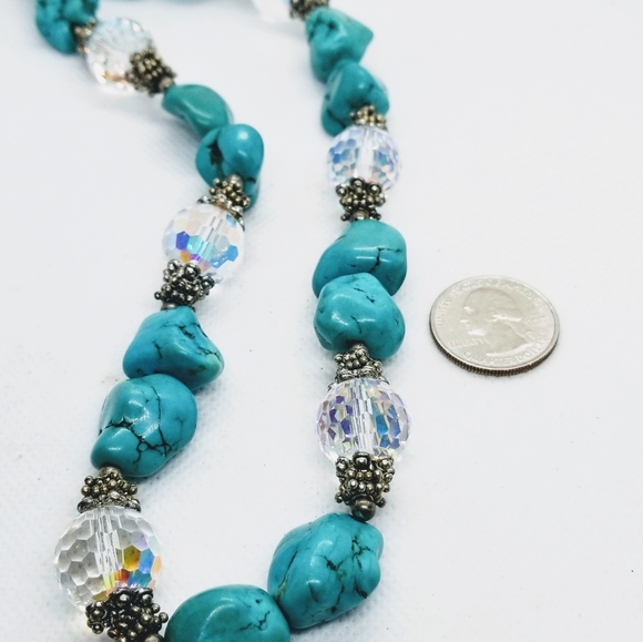 SOUTHWESTERN TURQUOISE STYLE Necklace. - Picture 3 of 6